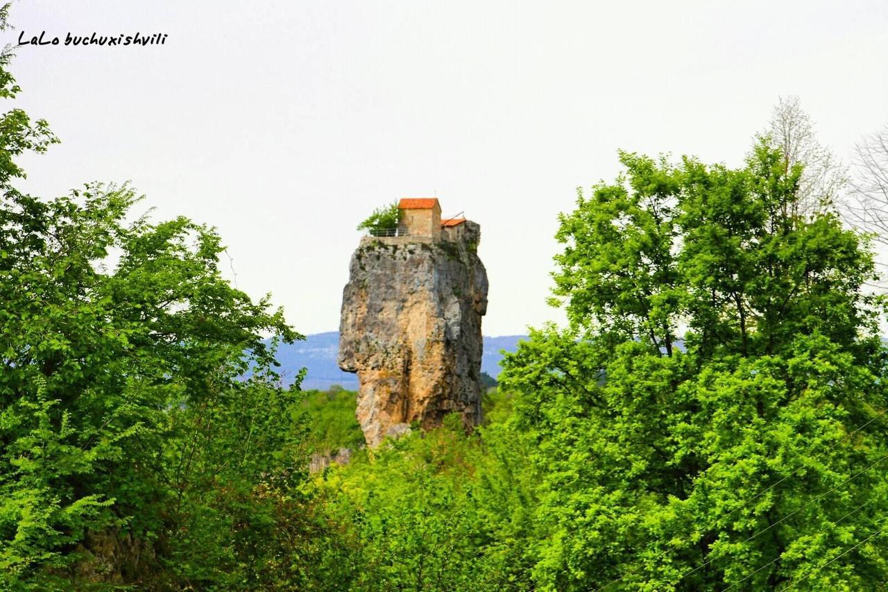 Butichi Guest House Chiatura Exterior photo