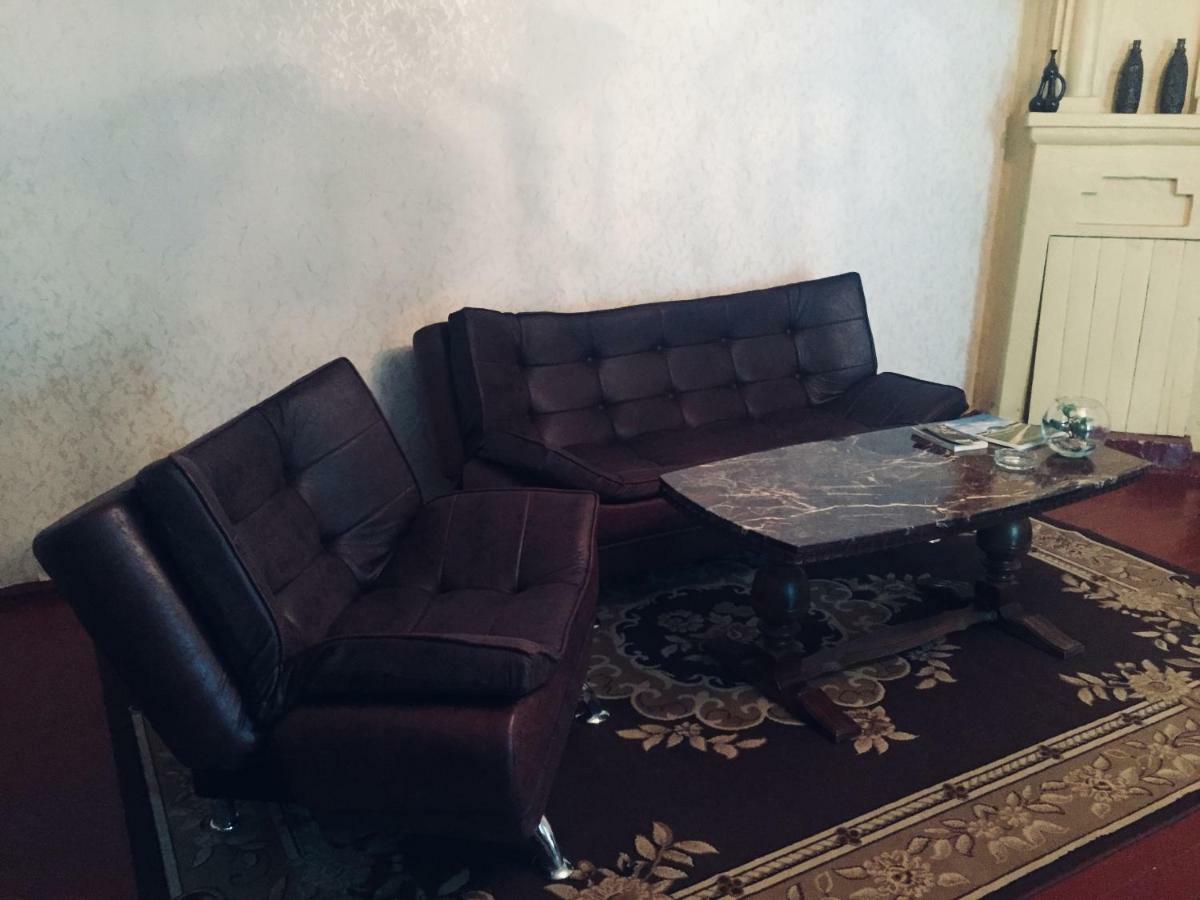 Butichi Guest House Chiatura Exterior photo